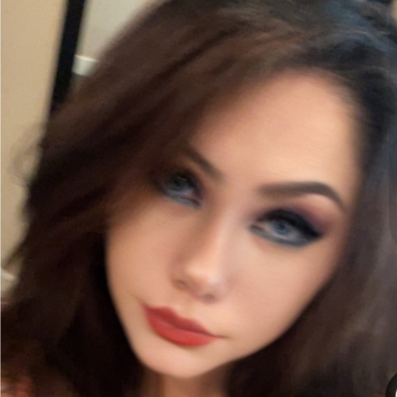 Meet your Posher, Monica - Picture 6 of 7